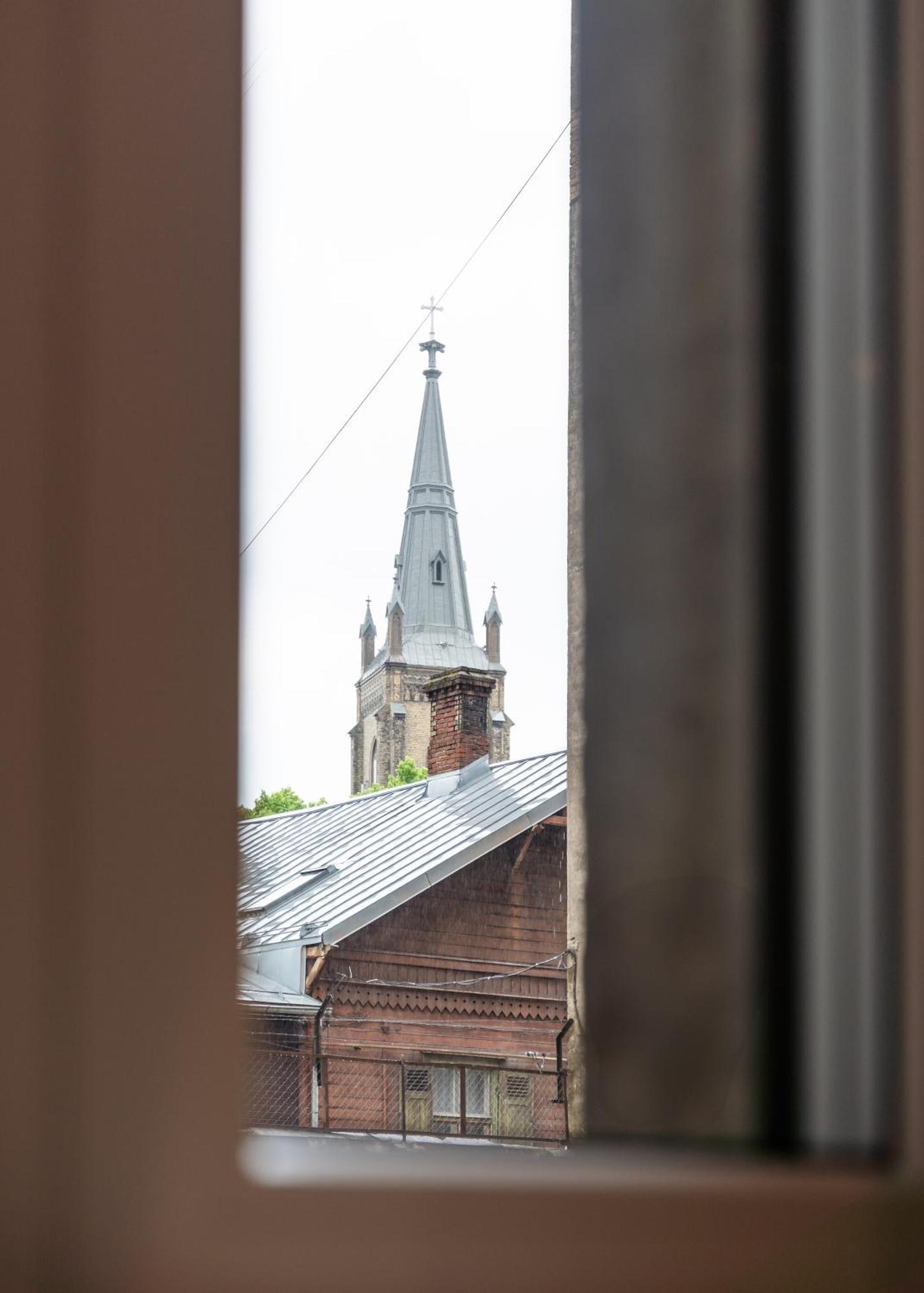 Stylish Family 1 Bedroom With Working Desk By Park And Restaurants Riga