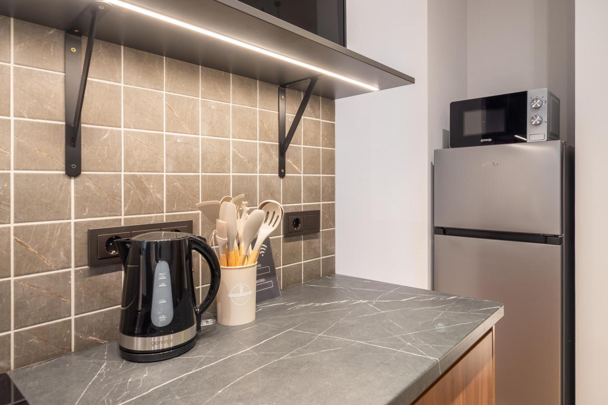 Stylish Family 1 Bedroom With Working Desk By Park And Restaurants Appartement *
