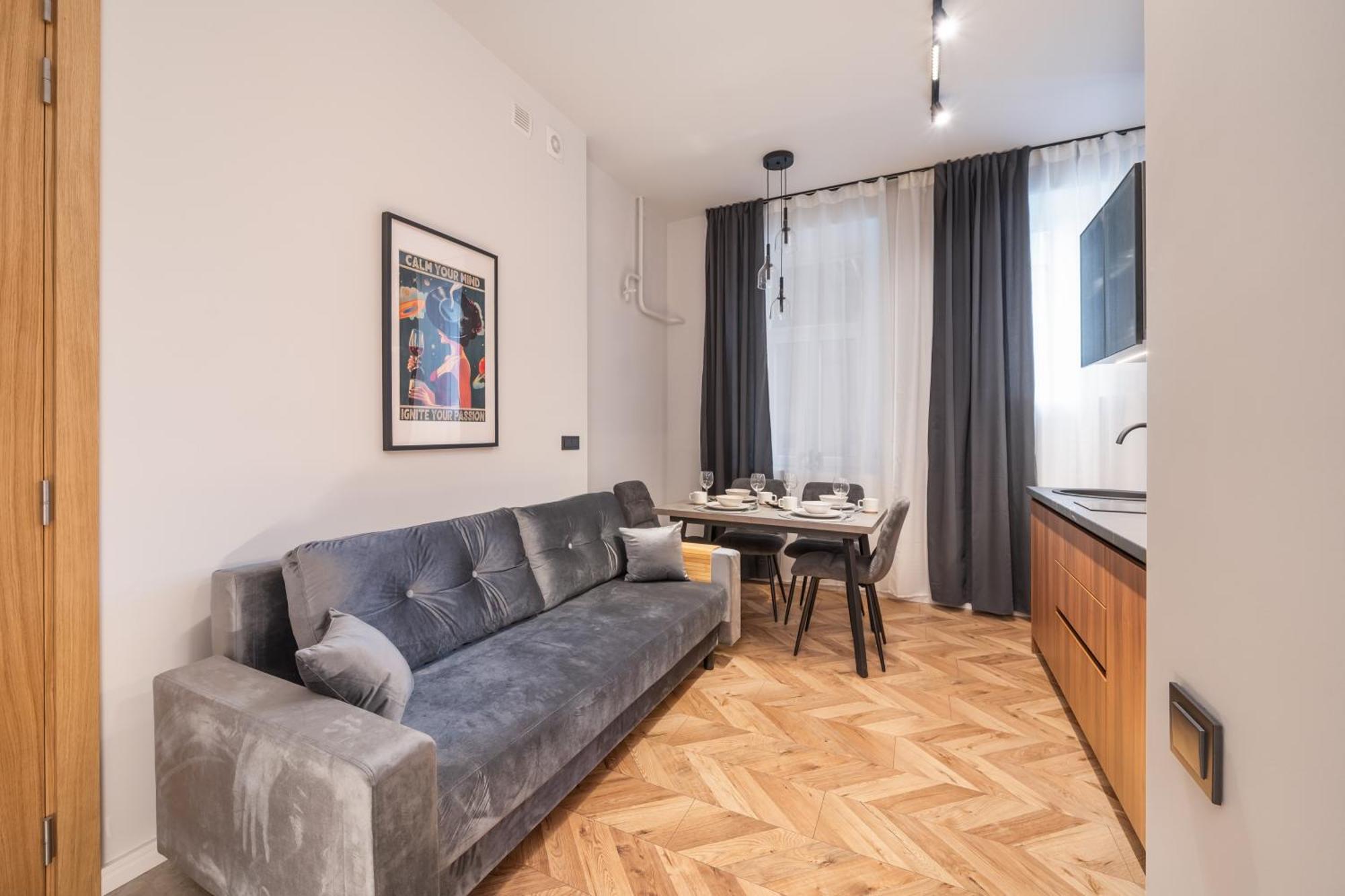 Stylish Family 1 Bedroom With Working Desk By Park And Restaurants * Riga