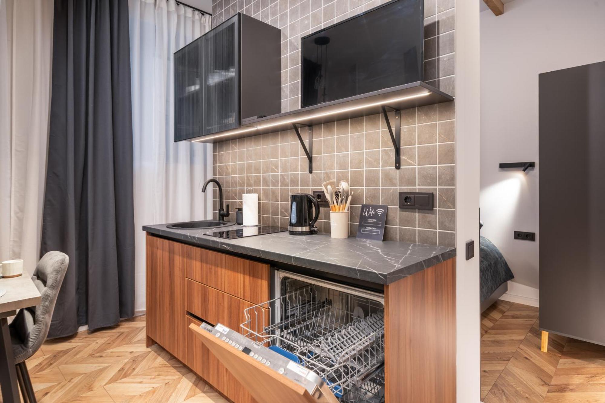Appartement Stylish Family 1 Bedroom With Working Desk By Park And Restaurants Riga
