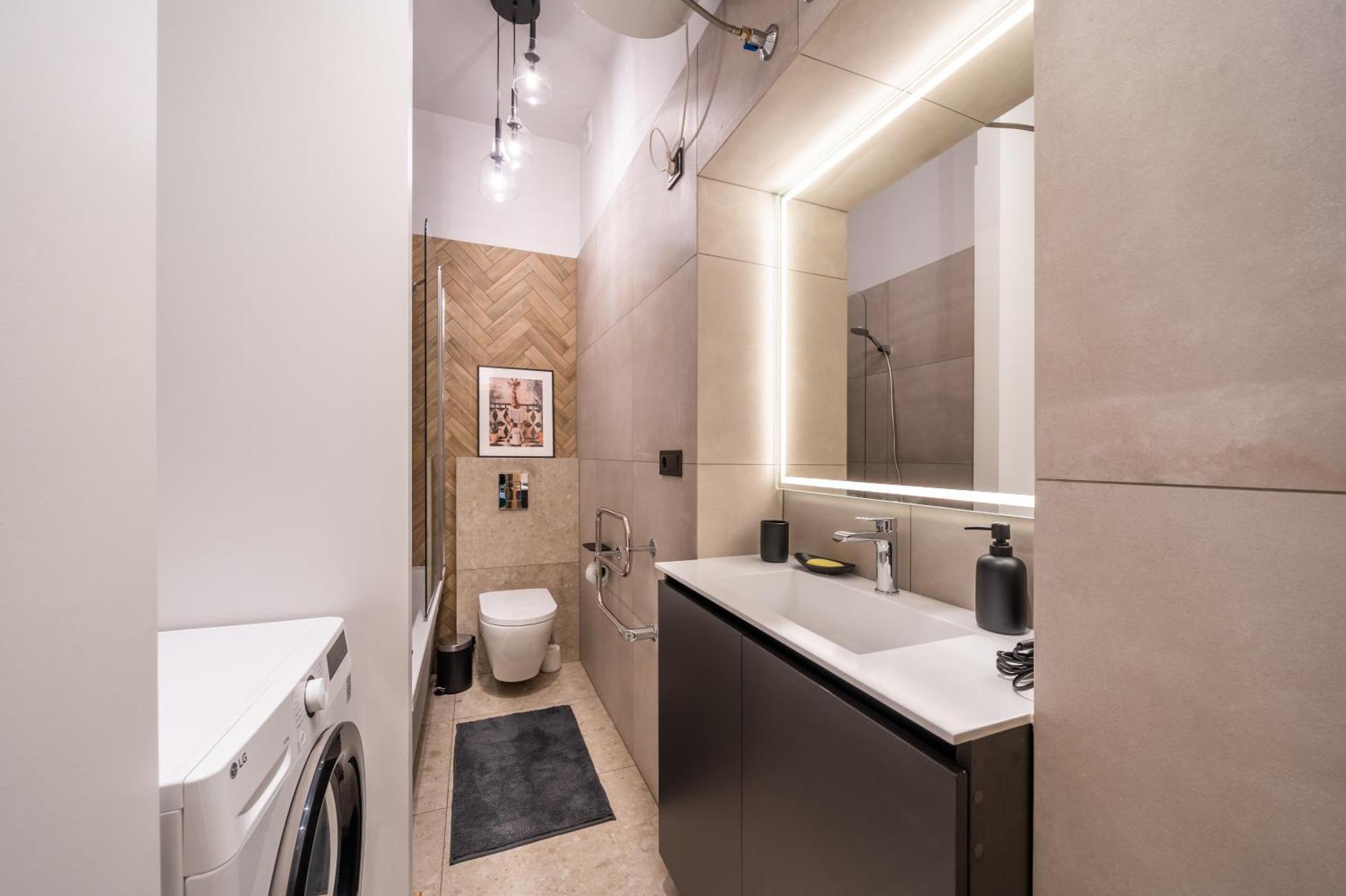 Stylish Family 1 Bedroom With Working Desk By Park And Restaurants * Riga
