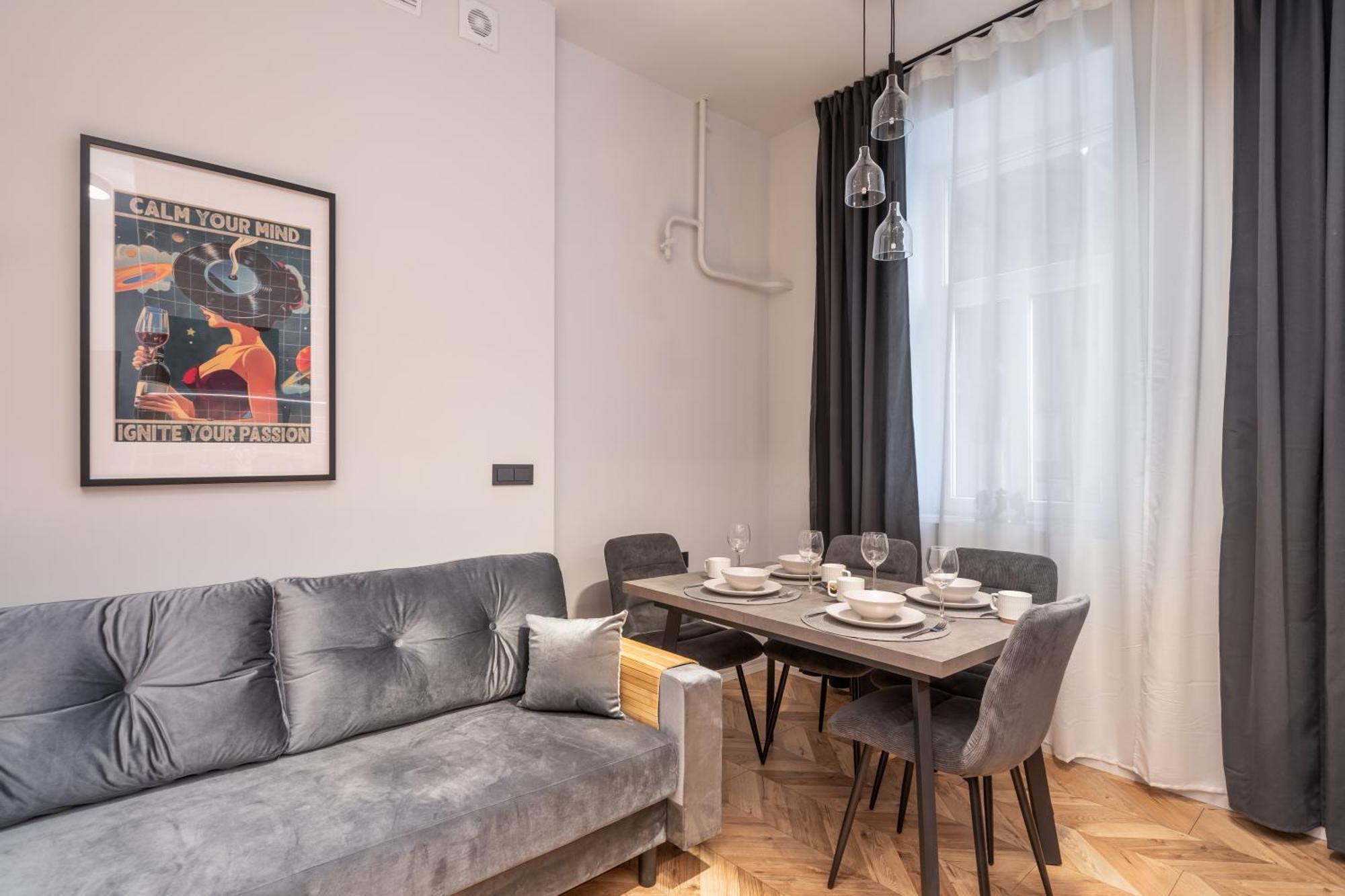 Appartement Stylish Family 1 Bedroom With Working Desk By Park And Restaurants