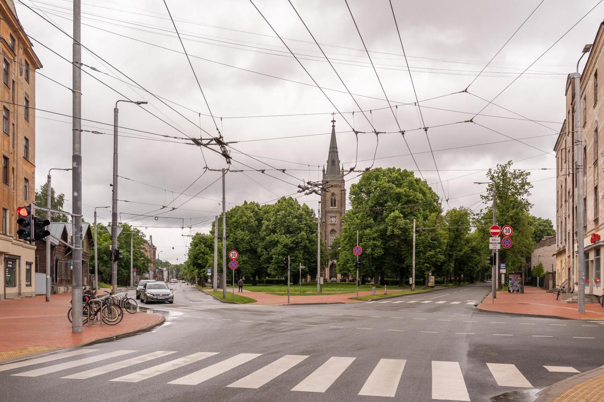 Stylish Family 1 Bedroom With Working Desk By Park And Restaurants Appartement Riga