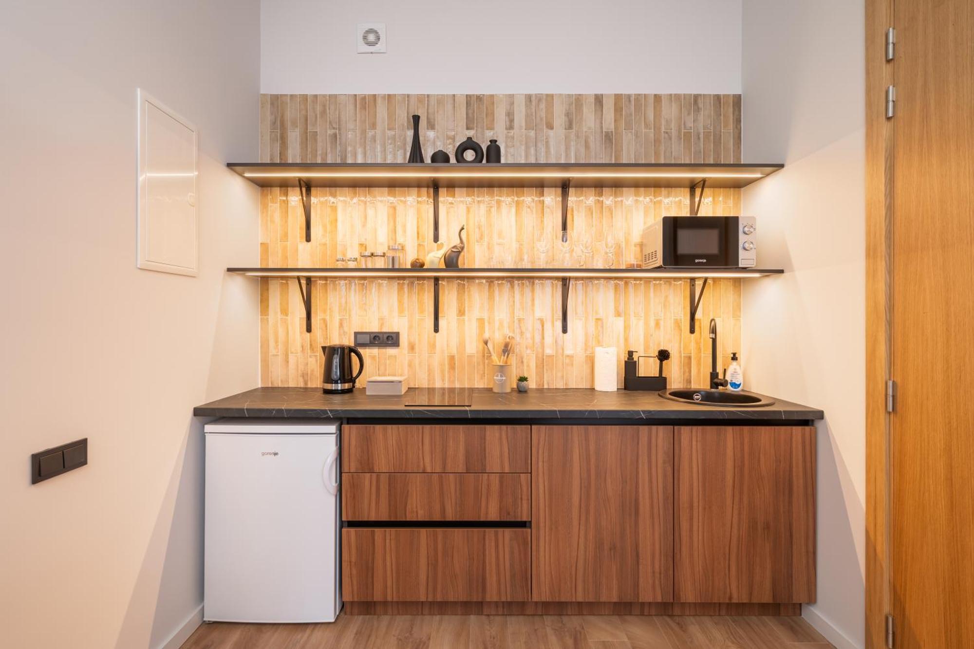 Stylish Family 1 Bedroom With Working Desk By Park And Restaurants Appartement Riga