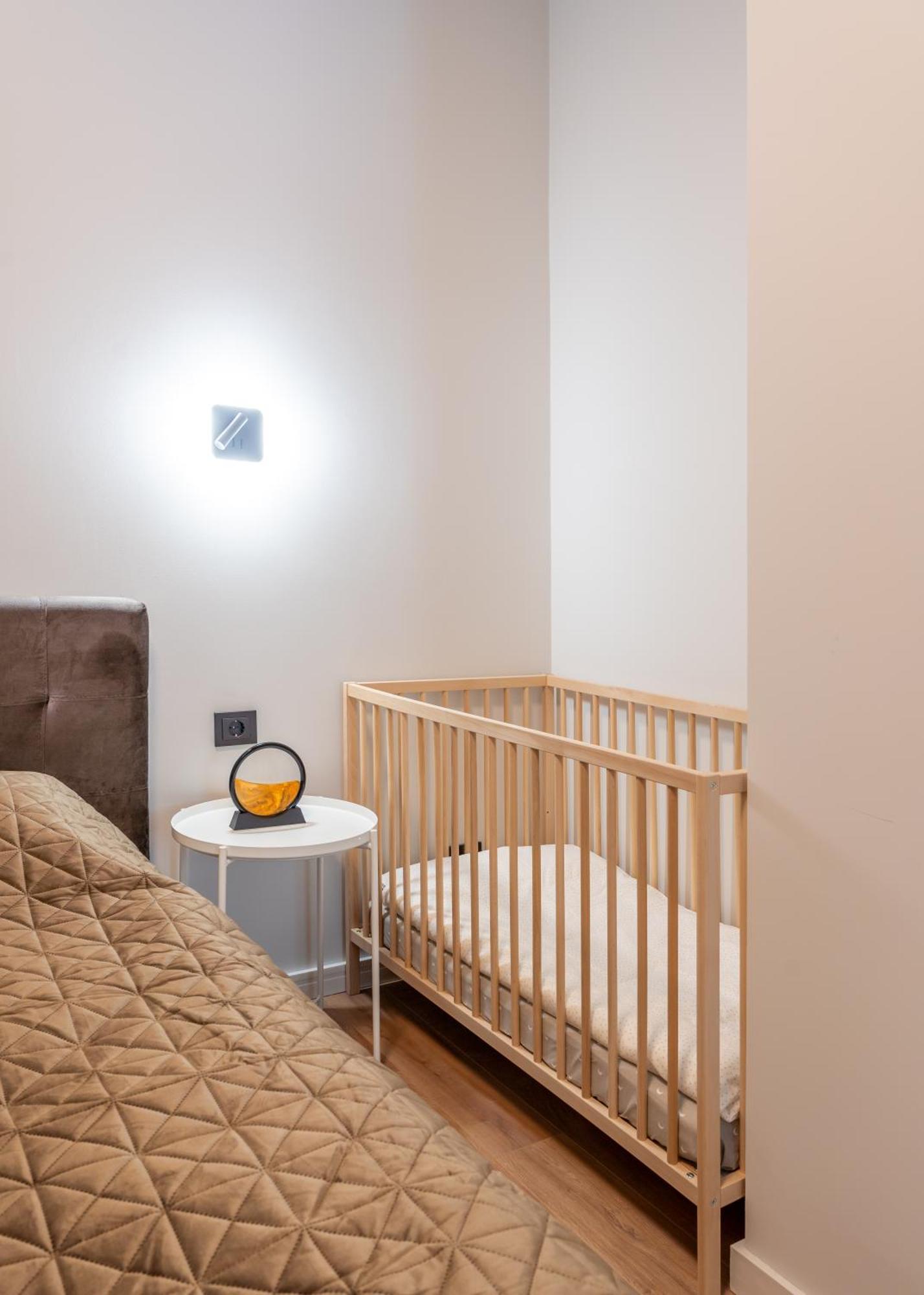 Appartement Stylish Family 1 Bedroom With Working Desk By Park And Restaurants *