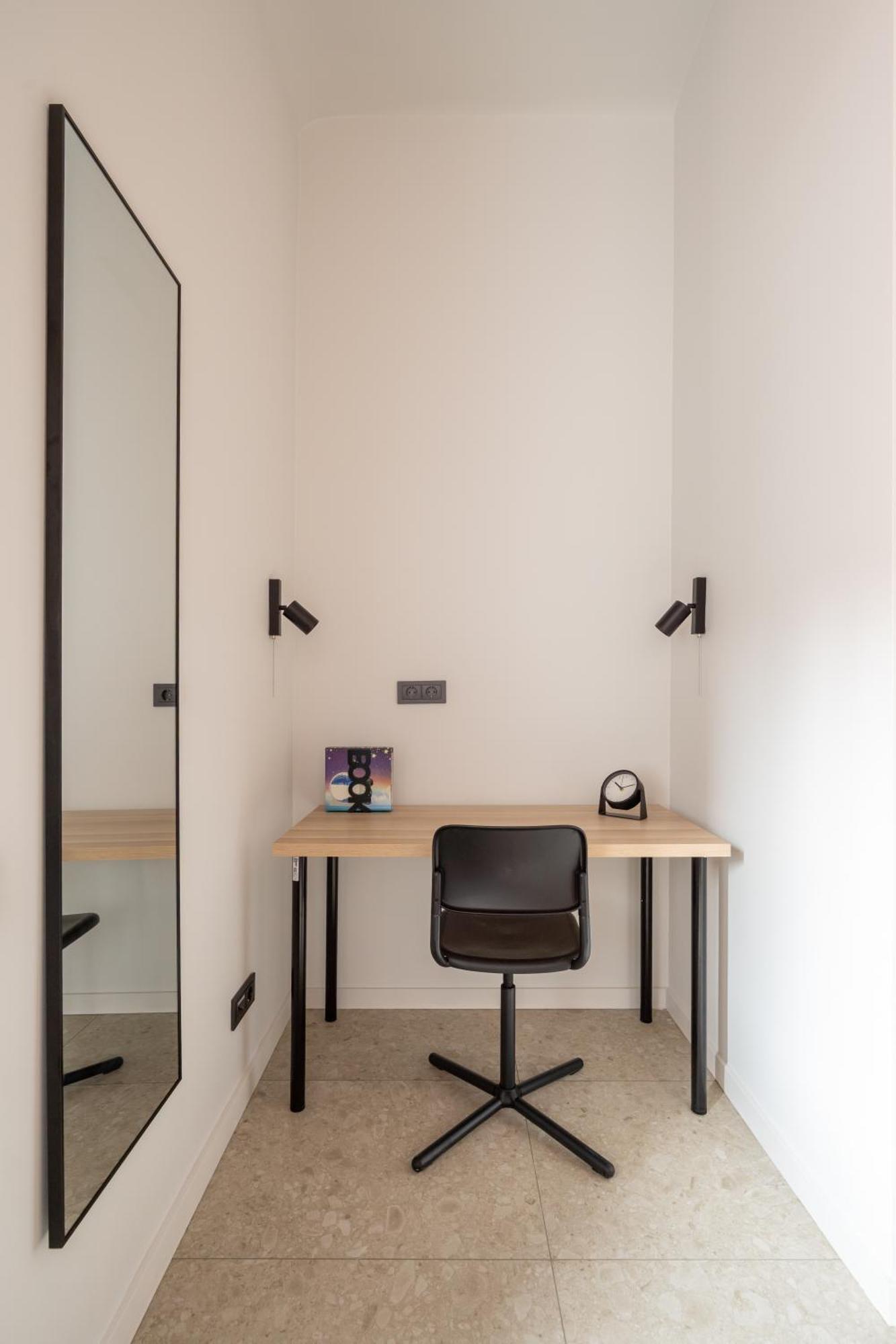 Stylish Family 1 Bedroom With Working Desk By Park And Restaurants Appartement Riga
